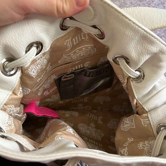 Juicy Coture limited collectors edition white leather shoulder bag - Picture 9 of 15